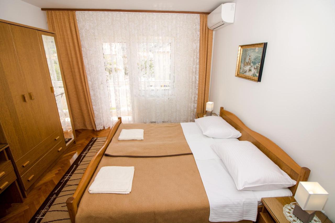 Rooms & Apartment Albina Baška Εξωτερικό φωτογραφία
