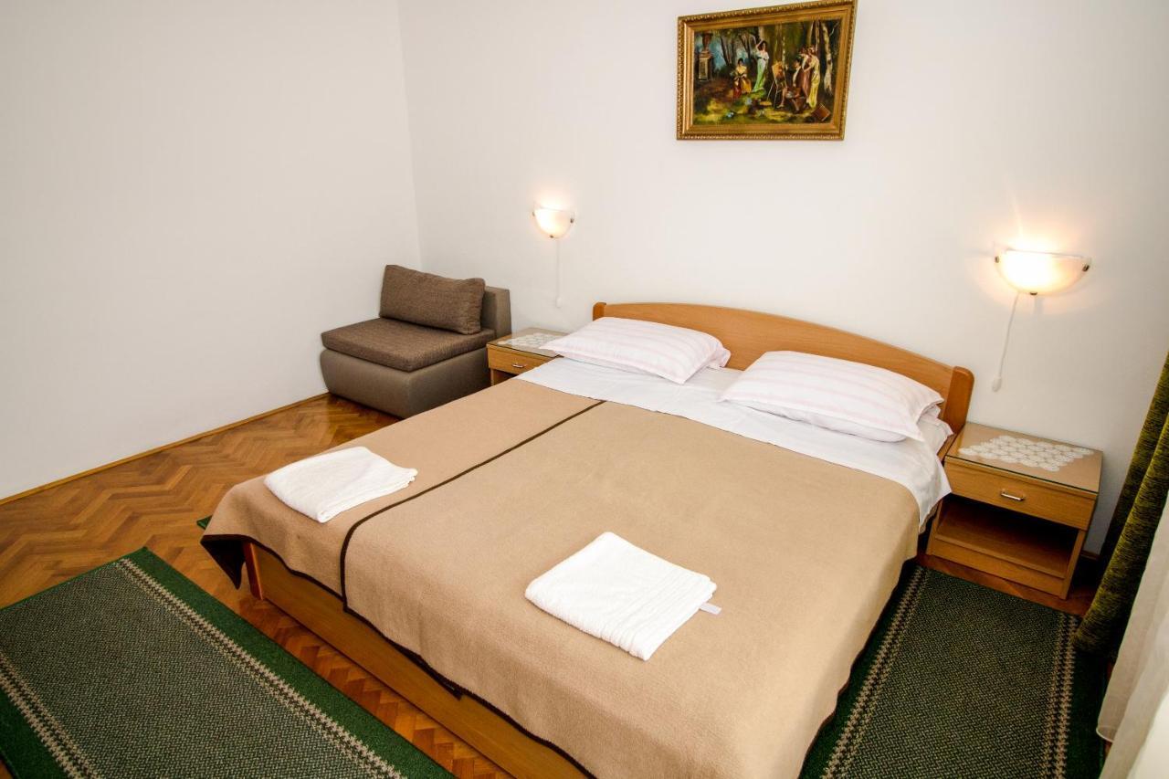 Rooms & Apartment Albina Baška Εξωτερικό φωτογραφία