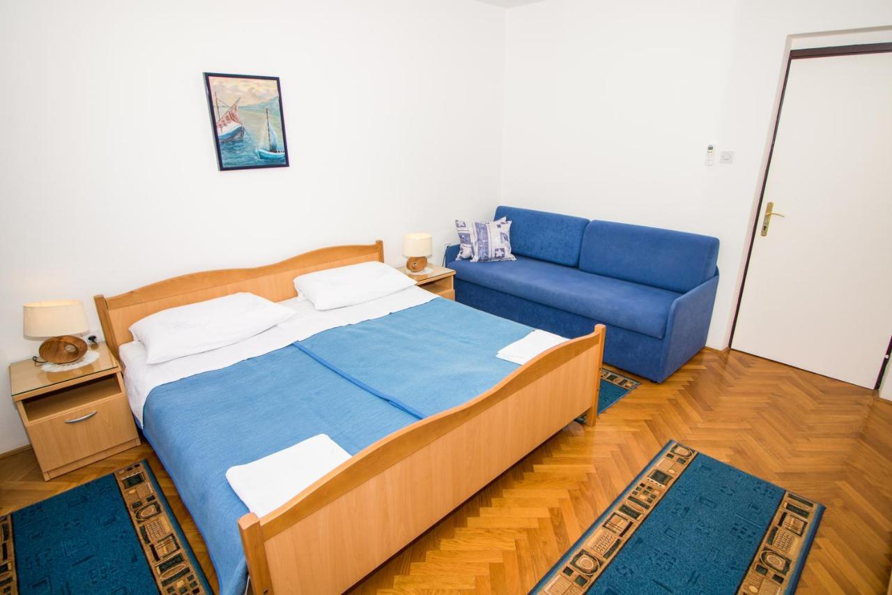 Rooms & Apartment Albina Baška Εξωτερικό φωτογραφία