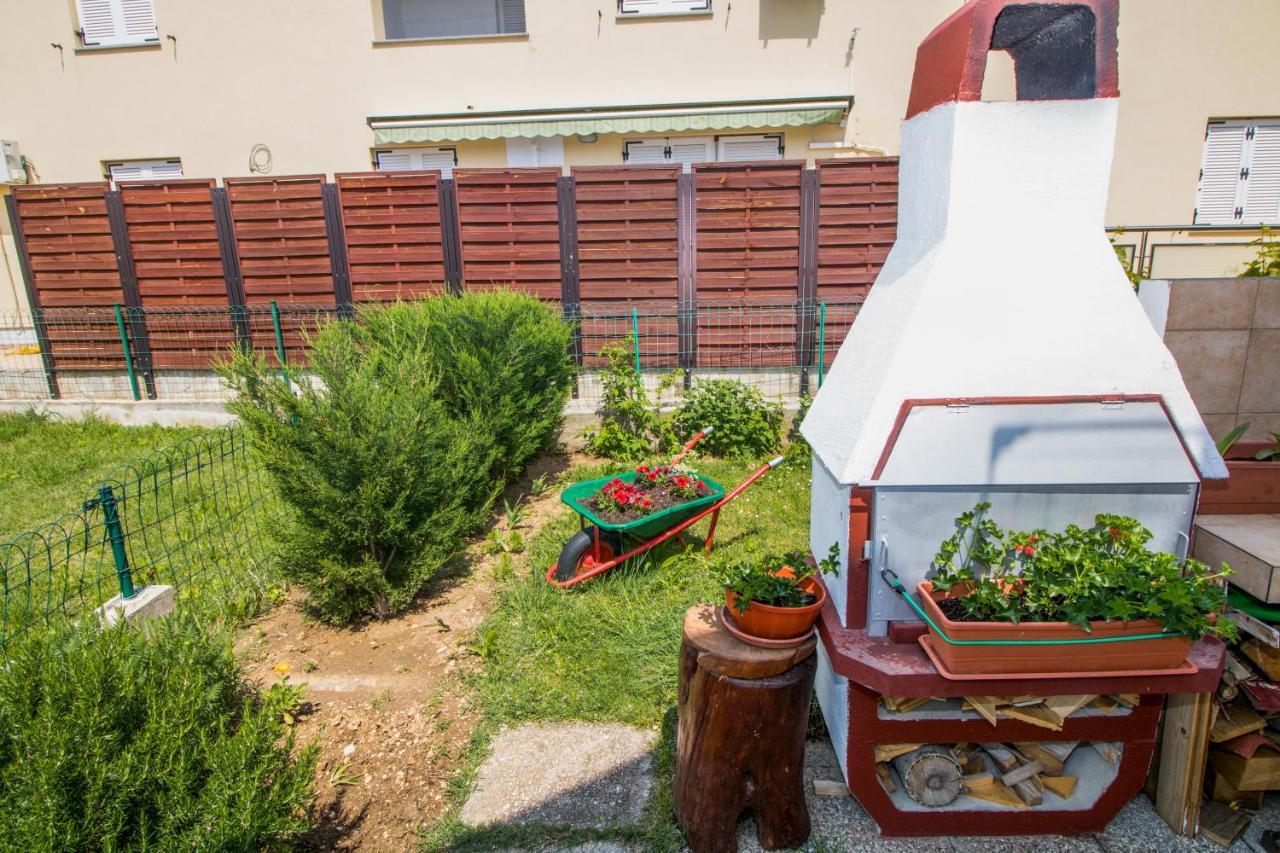 Rooms & Apartment Albina Baška Εξωτερικό φωτογραφία